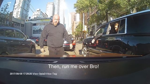 Drake's Security Oversteps Their Boundary смотреть онлайн