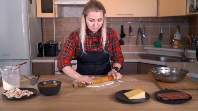 Рецепт пиццы пепперони и пиццы кисло-сладкий цыплёнок смотреть онлайн