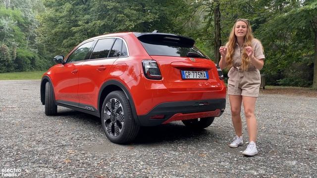 Is this car a bit *too* quirky? Fiat 600e Review смотреть онлайн