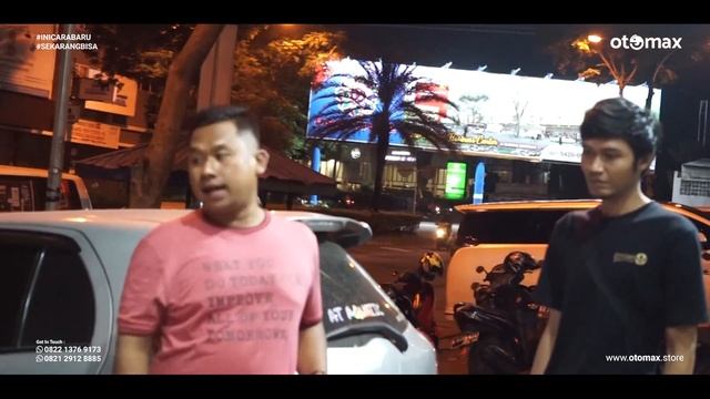 Modifkasi 2 Mobil Honda Jazz & Toyota Yaris, Pakai Velg Model Yang Sama???. | otomax store смотреть онлайн