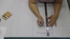 Выкройка - основа  для пальто или шубки.