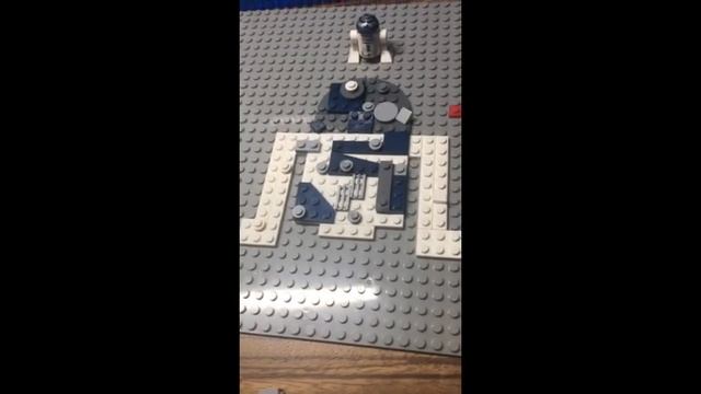 LEGO Brick sketch R2 D2 and Kylo Ren смотреть онлайн