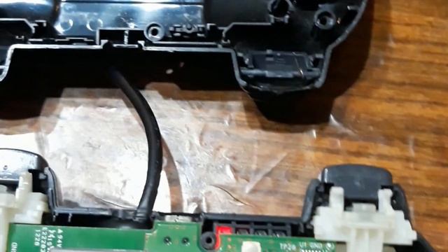 ЗАЛИПАЮТ КНОПКИ . Ремонт геймпад . джостика . SONY PS3. Ремонт Стиков. смотреть онлайн