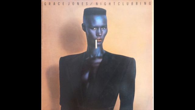Grace Jones - I've Seen That Face Before (Libertango) смотреть онлайн