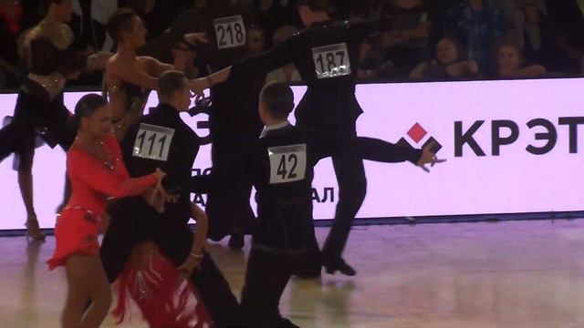 Andrey Ogarkov - Irina Dolinskaya, RUS Cha-Cha R3 WDSF Grand Slam Latin ROC - 2017 смотреть онлайн