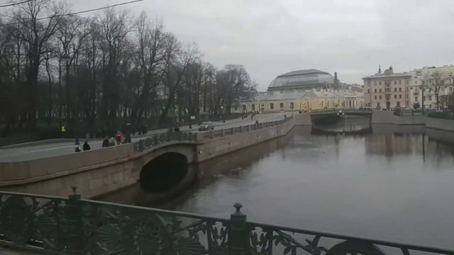 Потрясающие выходные/ 8 марта в Петербурге смотреть онлайн