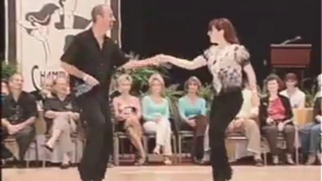 Mario Robau & Samantha Buckwalter смотреть онлайн