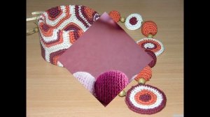 Вязаные бусы крючком.