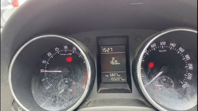 SKODA YETI ENGINE BAY CLEANING - Engine Bay and Interior Cleaning of Skoda Yeti смотреть онлайн