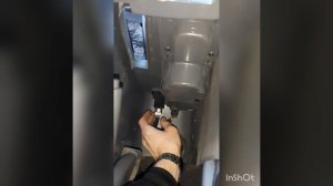 hyundai tucson 2008. Снятие центральной консоли, ремонт фиксатора подстаканника.