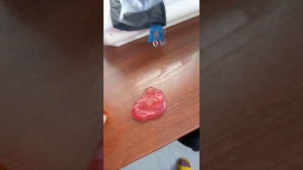 Что делать если вы купили слайм и он воняет.