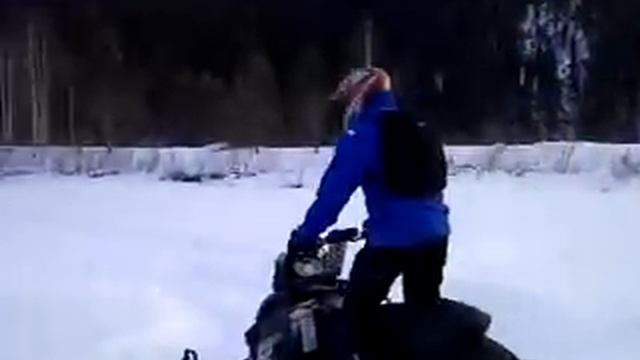 ski doo tundra 550f vs sammit 600e-tec drift смотреть онлайн