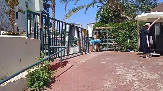 Отель Титан Гарден 4* Конаклы.2021год.июль.Водные горки и дорога до пляжа. смотреть онлайн