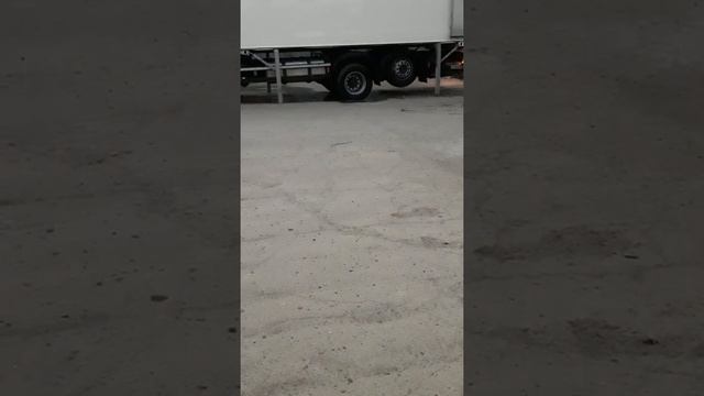 Багато цільова фура.