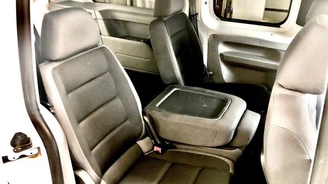 VW Caddy Maxi Kombi третий ряд сидений