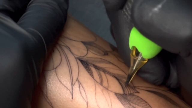 APRENDA A FAZER UM FLORAL DELICADO - WORKSHOP смотреть онлайн