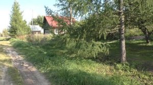 Старинная жилая деревня с газом. Скромное обаяние милой деревни. Деревни в глубинке России.