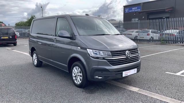 Volkswagen Transporter 2.0TDI 110ps T28 Highline Panel Van | Volkswagen Van Centre Wrexham смотреть онлайн