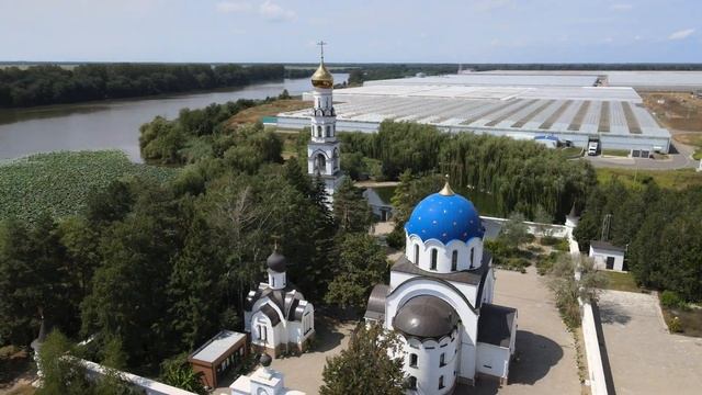 Лотосы и монастырь "Всецарица" смотреть онлайн