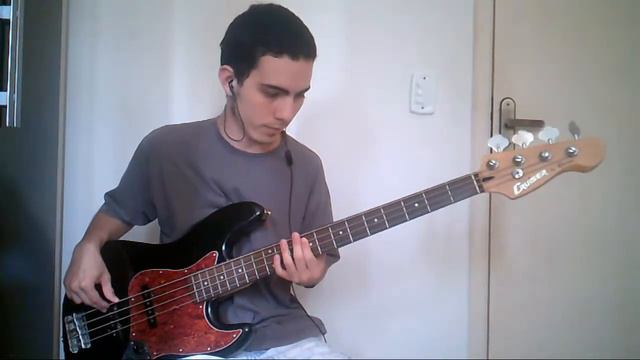 KT Tunstall - Suddlenly I See (Bass Cover) смотреть онлайн