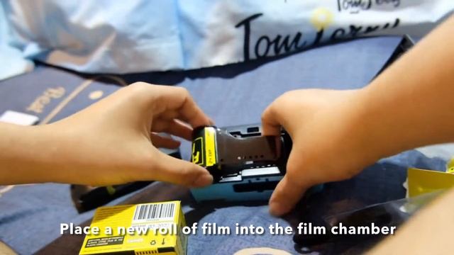 How to Load Film with instructions | Reusable Film Camera | Kodak M35 смотреть онлайн