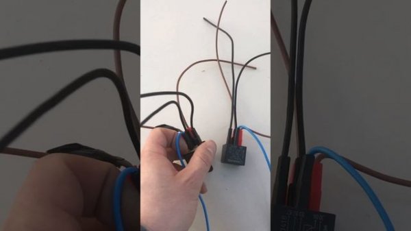 Реверс моторчика 12v через 2 реле