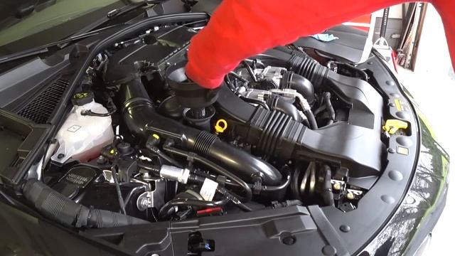 Alfa Romeo Giulia QV First Oil Service by Auto Fanatic смотреть онлайн