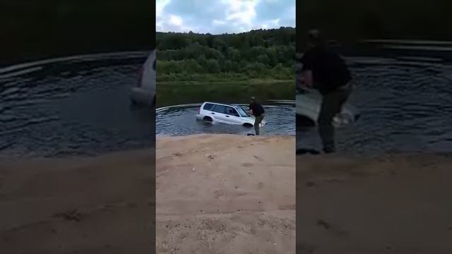 Чуть не утопили Субарика! смотреть онлайн