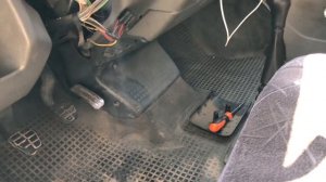 ЗАМЕНА КОНТАКТНОЙ ГРУППЫ ЗАМКА ЗАЖИГАНИЯ НА ФОЛЬКСВАГЕН Т4