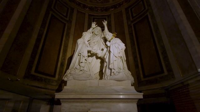 L'église de la Madeleine - Paris juin 2020 смотреть онлайн