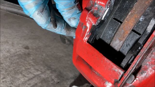 Bessere Bremsbeläge / better brake pads Porsche 924 смотреть онлайн
