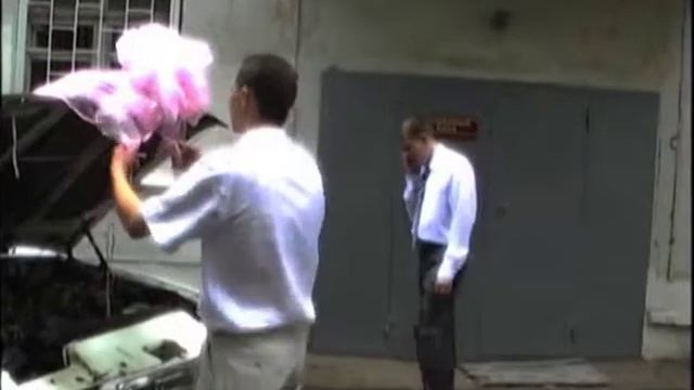 Андрей украшает машины смотреть онлайн