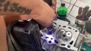 БЫСТРАЯ ПРИТИРКА КЛАПАНОВ С ПОМОЩЬЮ СОСКА ОТ БЕЗКАМЕРКИ