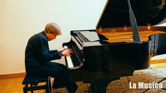 Fryderyk Chopin-Etiuda F dur op. 10 nr 8-Etude in F major Op. 10 No.8. Mieczysław Ziomek - fortepia смотреть онлайн