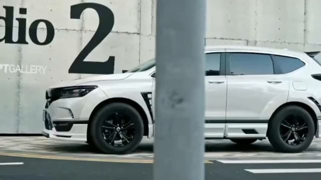 Honda Vezel Custom Body Kit Installation.