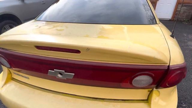 1990s yellow Chevy cavalier @isaac24 ￼ смотреть онлайн