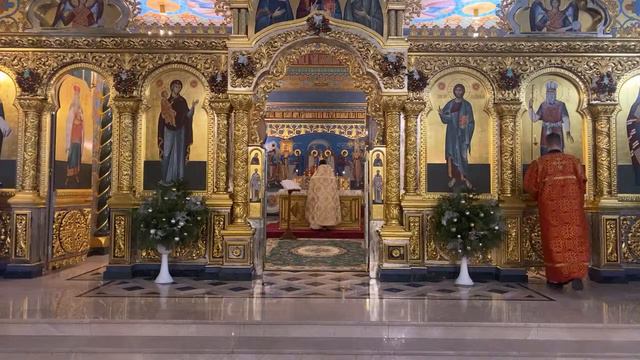 Божественна литургия смотреть онлайн