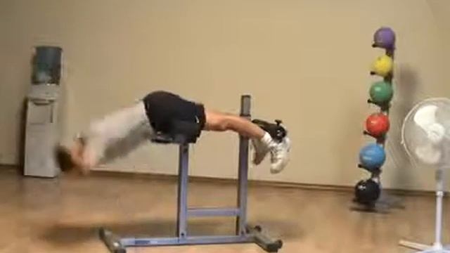 Римский стул регулируемый-гиперэкстензия Body-Solid GRCH322 смотреть онлайн