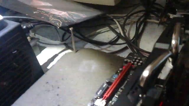 ASUS R7 260X (R7260X-DC2OC-2GD5) failure смотреть онлайн