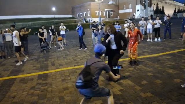 Гости из Латинской Америки на Красной Площади 28.06.2018г смотреть онлайн