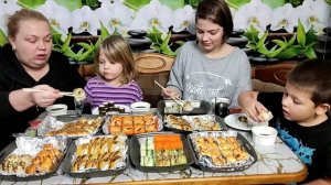 мукбанг очень много роллов