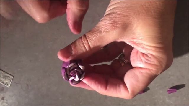 Polymerclay rose pendant and Beads tutorial (fimo) смотреть онлайн