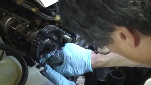 MERCEDES BENZ TIMING CHAIN & GUIDE RAIL & TENSIONER REPLACEMENT смотреть онлайн