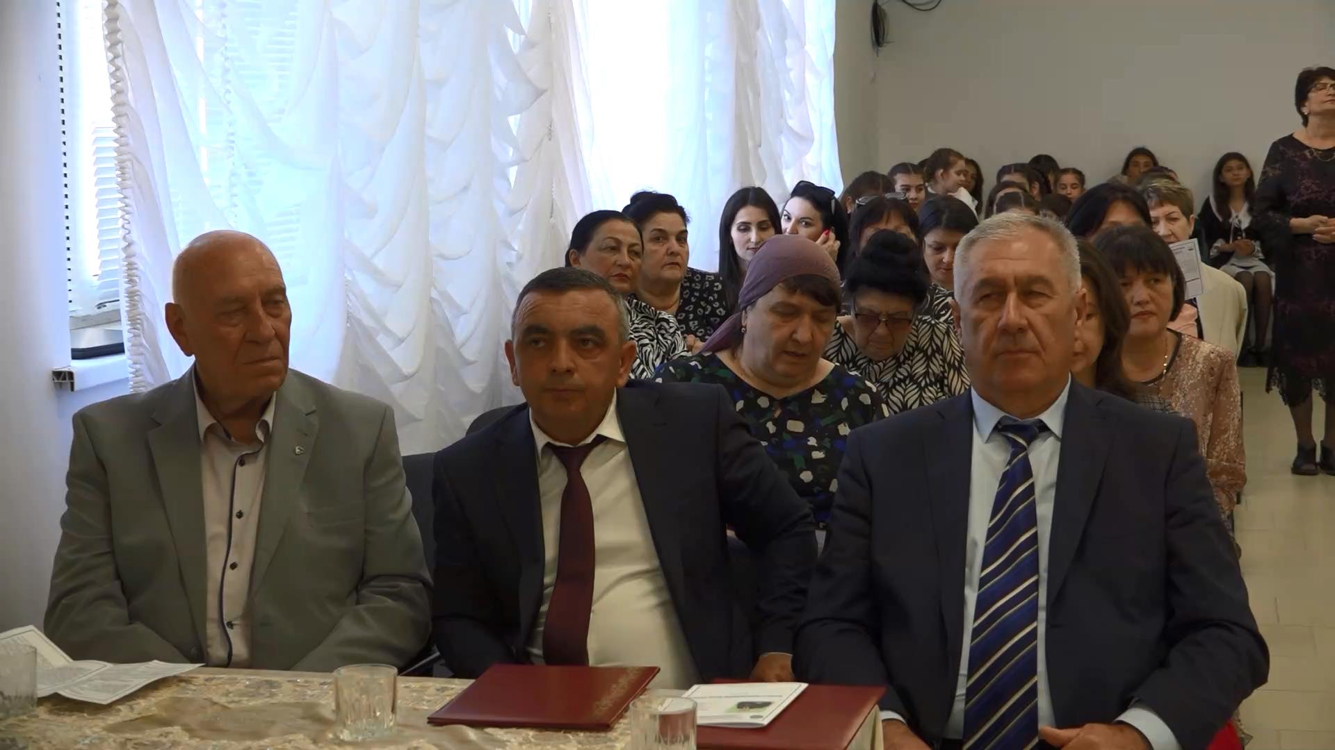 Круглый стол к 85-летнему юбилею Б.Берсирова смотреть онлайн