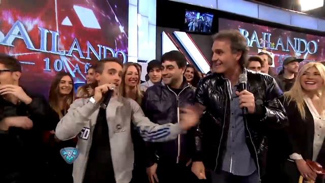Stéfano de Gregorio se hizo el langa con Juanita Tinelli frente a Marcelo смотреть онлайн