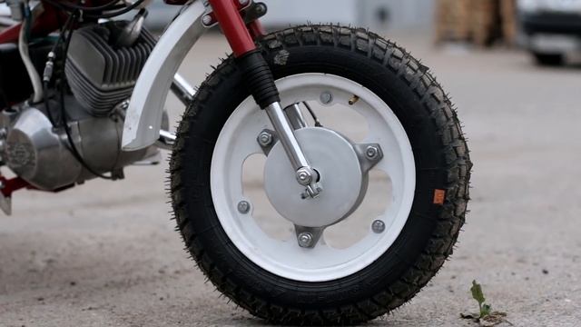 Мопед Рига Мини. Скутер советского детства! Восстановлен мотоателье Ретроцикл. смотреть онлайн