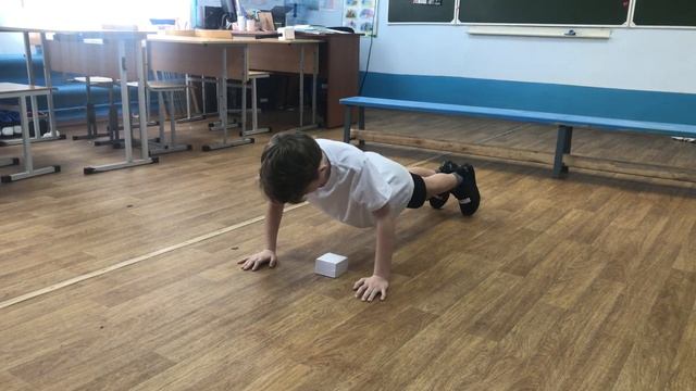Отжимания Участник 4 Малиновская школа смотреть онлайн