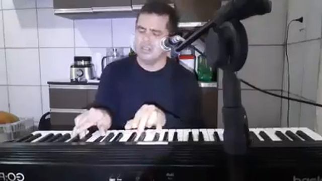 Aos pés da Cruz (Kleber Lucas) no Roland Go piano e app piano partner 2 смотреть онлайн