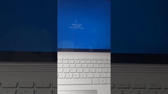 Microsoft Surface Book 3.Pantalla Negra смотреть онлайн