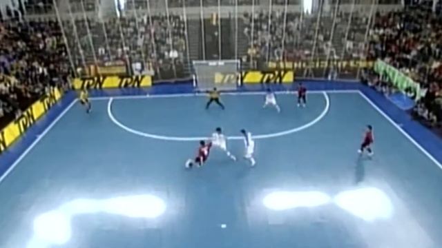 Песенка футбольного мяча. смотреть онлайн